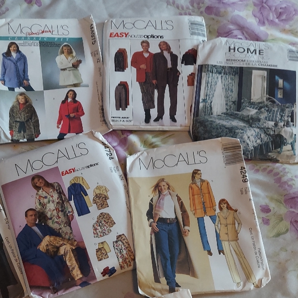 McCall's Vintage Sewing Patterns Collection #4 - Picture 10 of 11